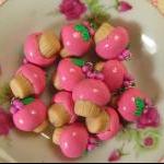 8 Raspberry Muffin Charm